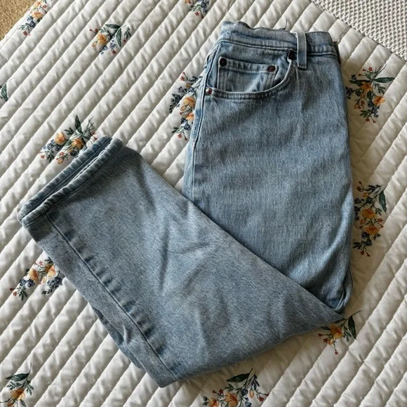 Levi’s 501 Original Cropped Jeans, Light Wash | Size 28 - Picture 2 of 8